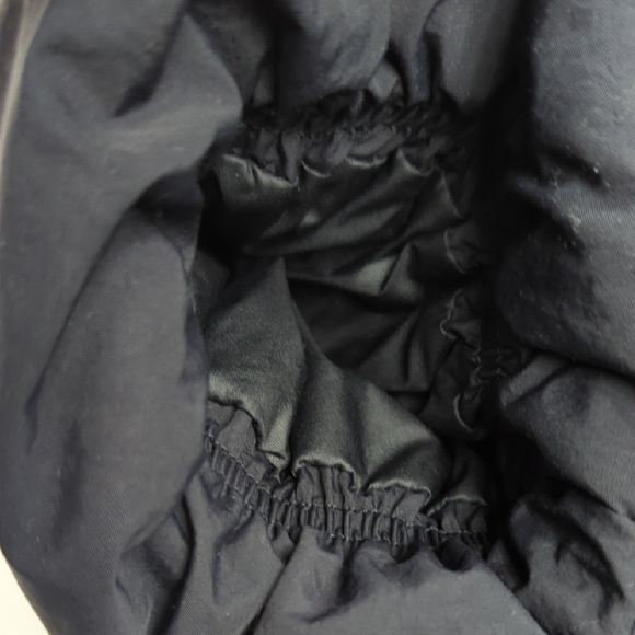 Everlane Black Puffer Jacket - Picture 7 of 10